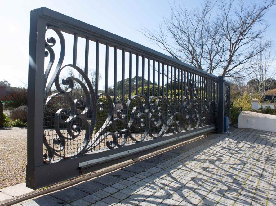 spragar works custom steel gates